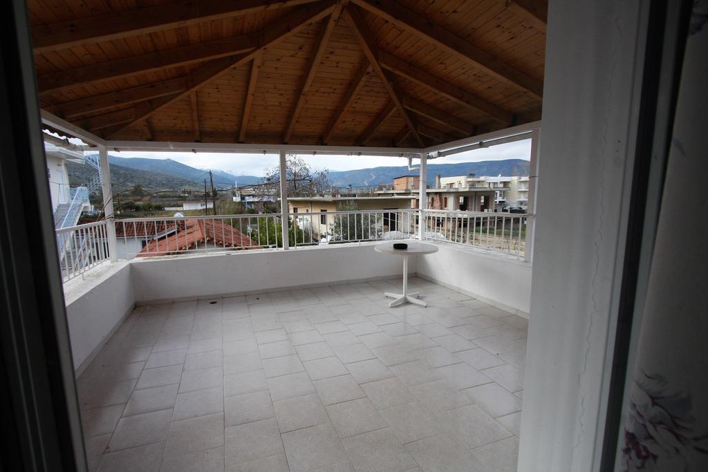 Miloi Rooms And Apartments Екстериор снимка