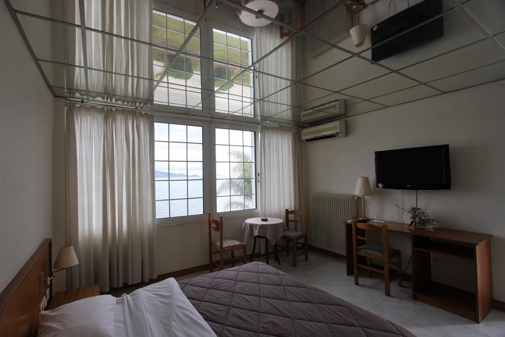 Miloi Rooms And Apartments Екстериор снимка