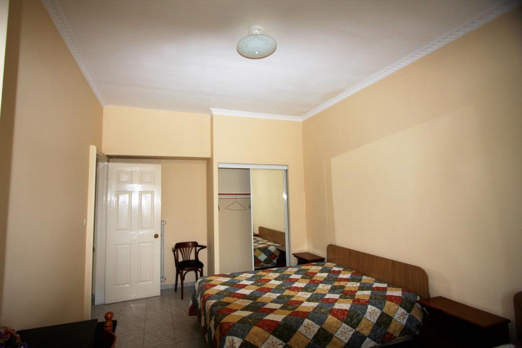 Miloi Rooms And Apartments Екстериор снимка