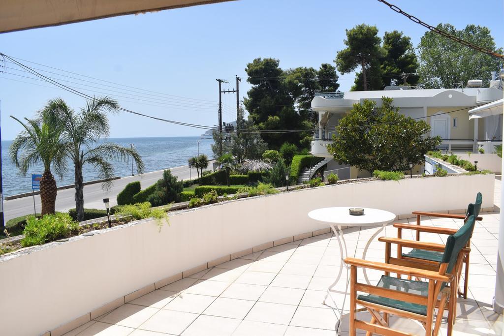 Miloi Rooms And Apartments Екстериор снимка