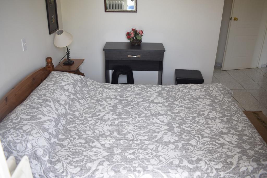 Miloi Rooms And Apartments Екстериор снимка